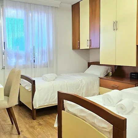 Apartment Bazaar's Eye Free Parking Spacious Tarrace Tirana
