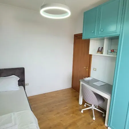 Bazaar's Eye Free Parking Spacious Tarrace Apartment